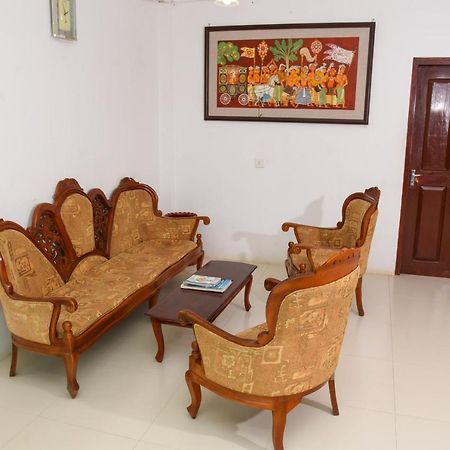 Grand View Hotel Νουβάρα Ελίγια Εξωτερικό φωτογραφία